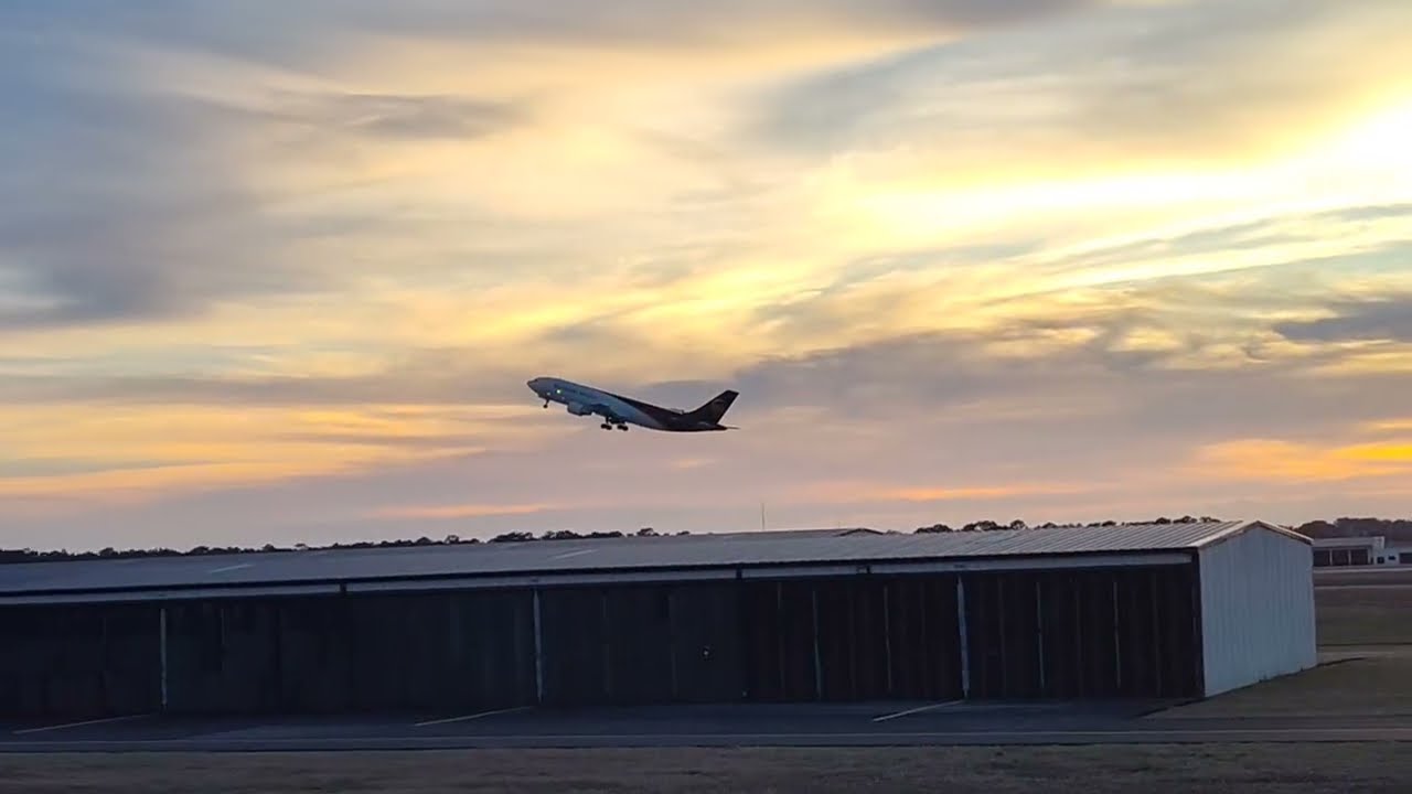 Pensacola International Airport Evening Plane Spotting 2/17/26 ✈️