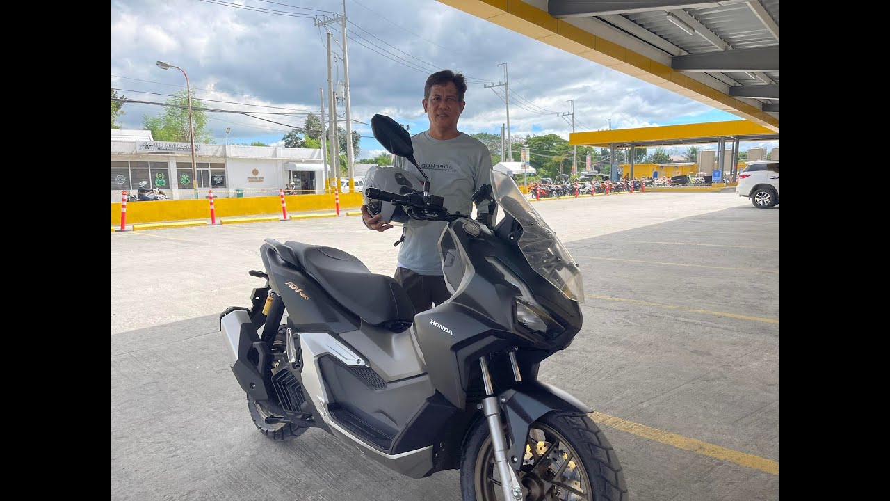 2023 ADV 160 Matte Black Test Ride