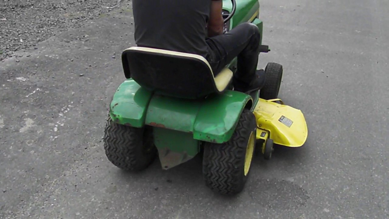 kosiarka traktorek John Deere 100