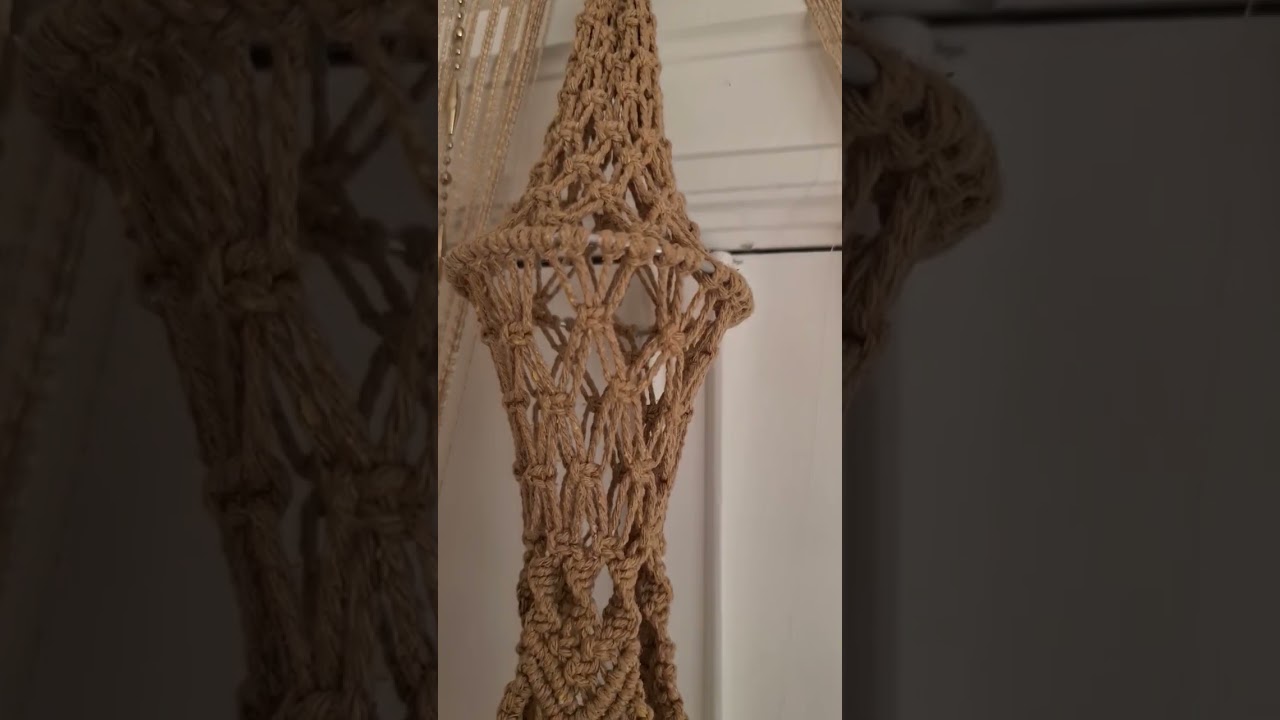 Vintage macrame plant hanger #macrame #macrameart #macramewallhanging