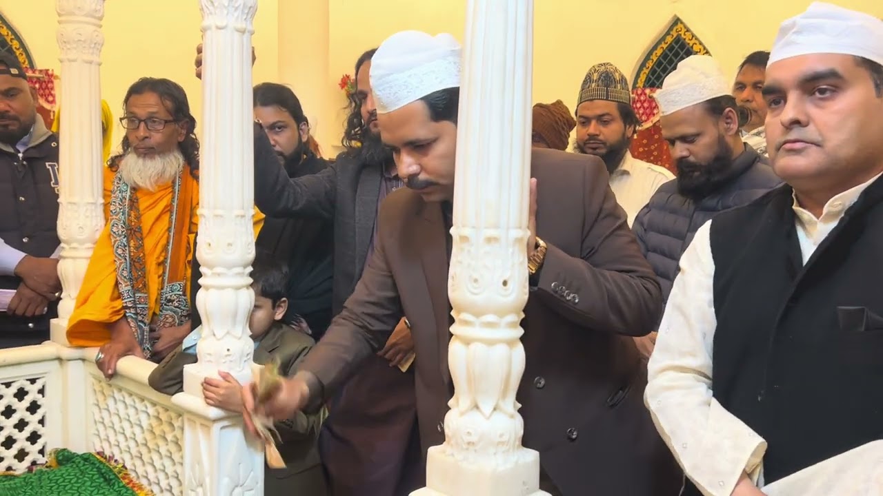 Bideh dast-e-yakeen ai dil, ba dast-e-Shah-e-Jilani Urs Hazrat Miskeen Shah Warsi Alaihi'rahma