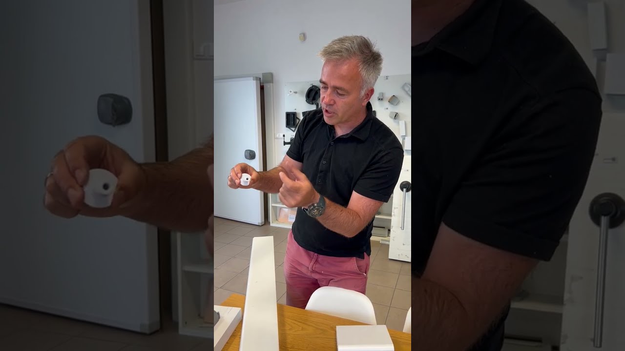How to make a cold room door made of sandwich panels just in 2 hours?