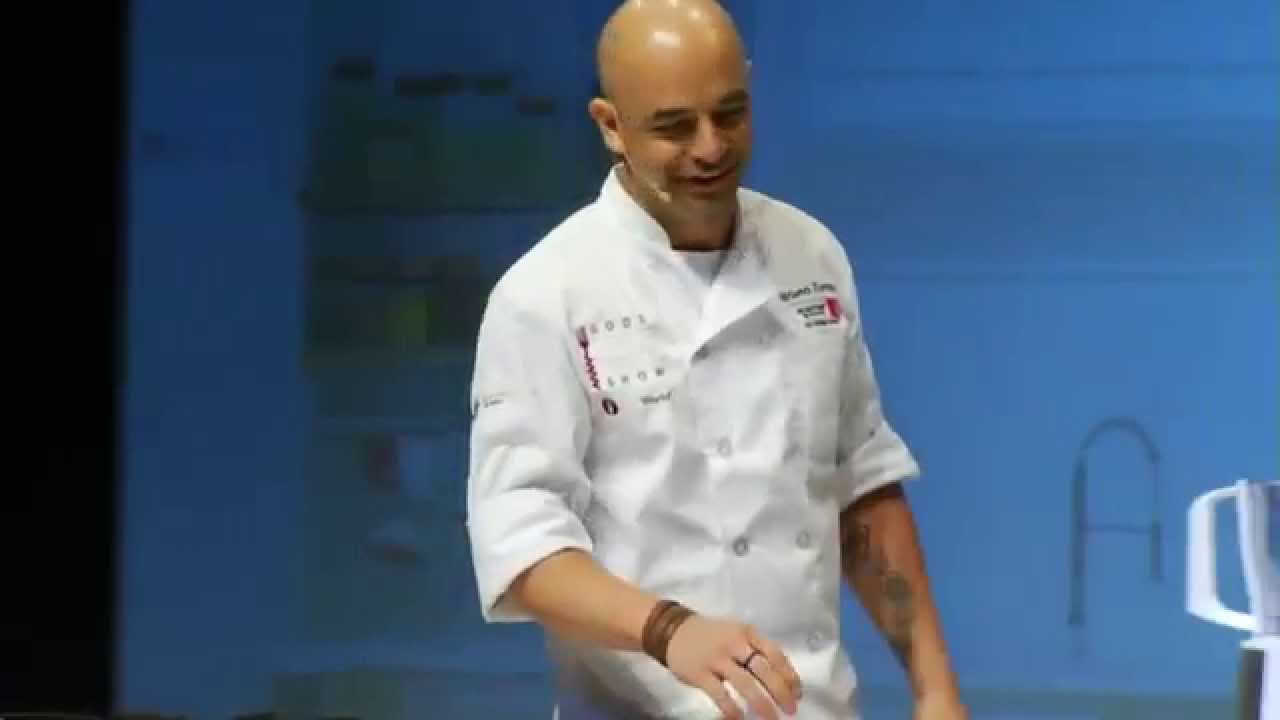 Adriano Zumbo makes Milk Tart flavoured macarons at Joburg Good Food & Wine Show 2015