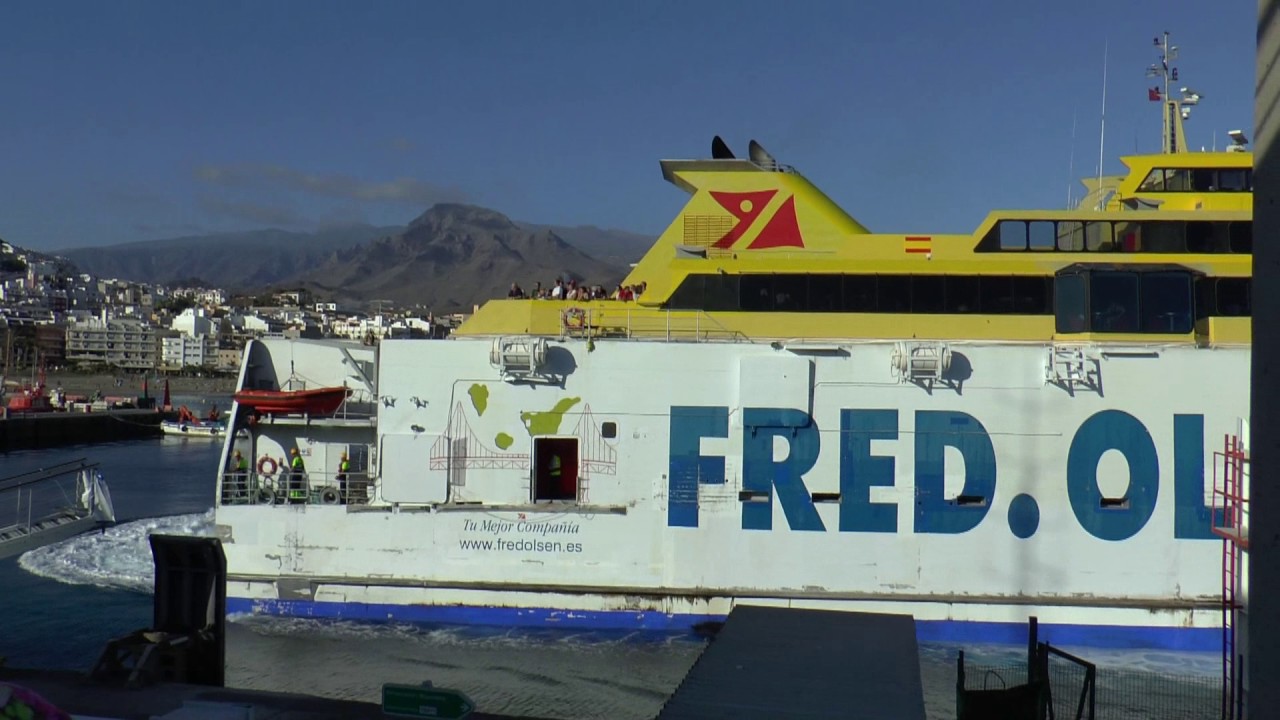 My Canary Islands Holiday Videos 2016 - 4. Tenerife/La Palma,  Island transfer by Catamaran
