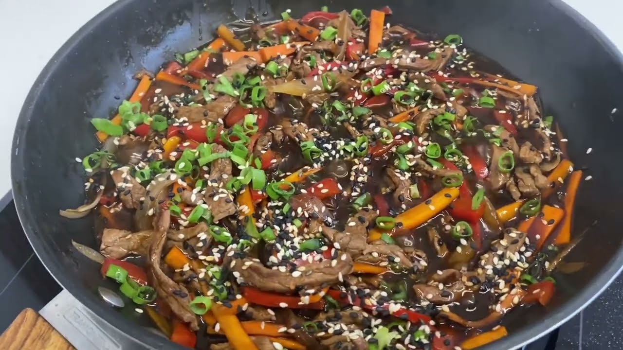 CARNE COM LEGUMES E SHOYU