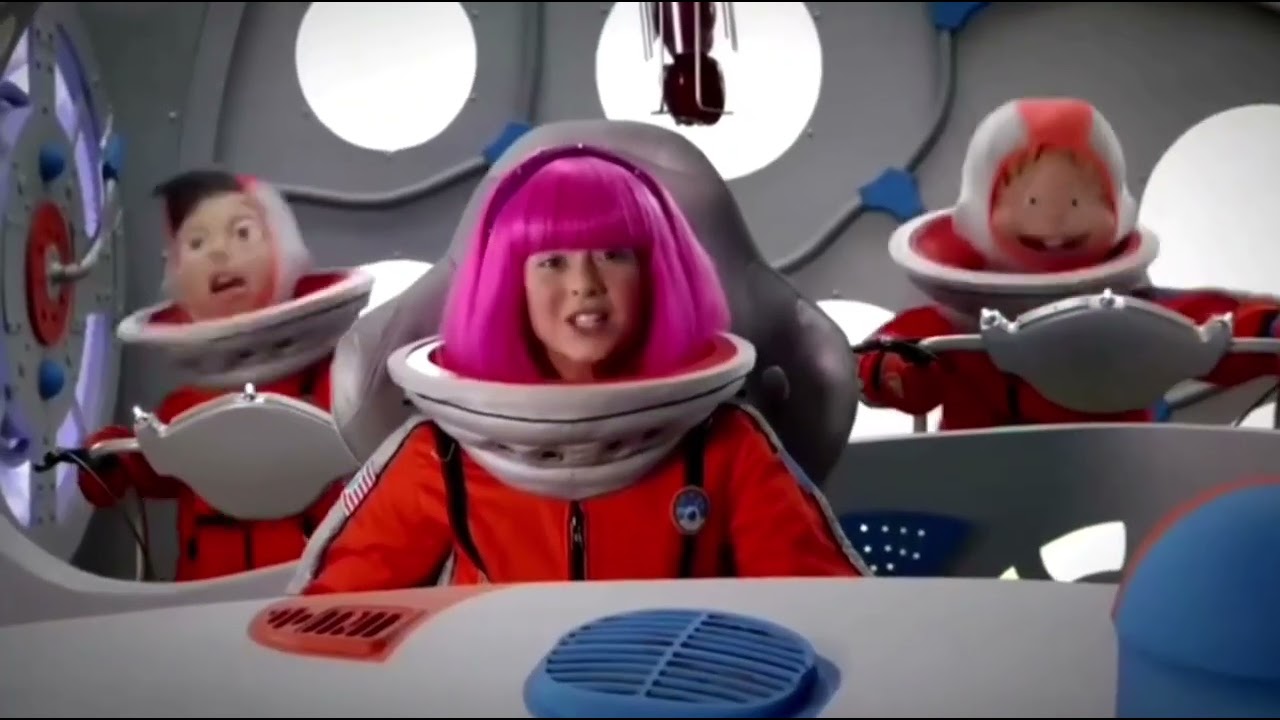 Lazy Town  -  A La Luna Voy (Al Reves)