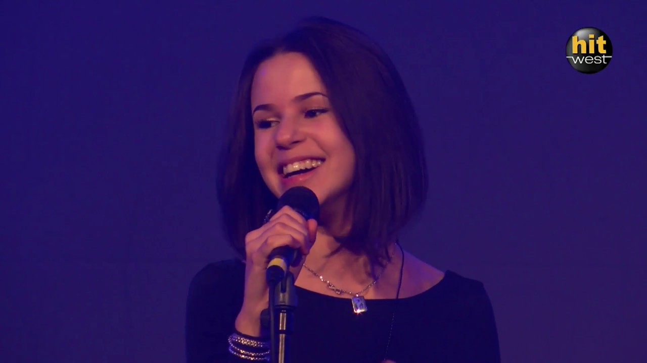 MARINA KAYE - Backstage Live (Hit West - Lorient 2017)