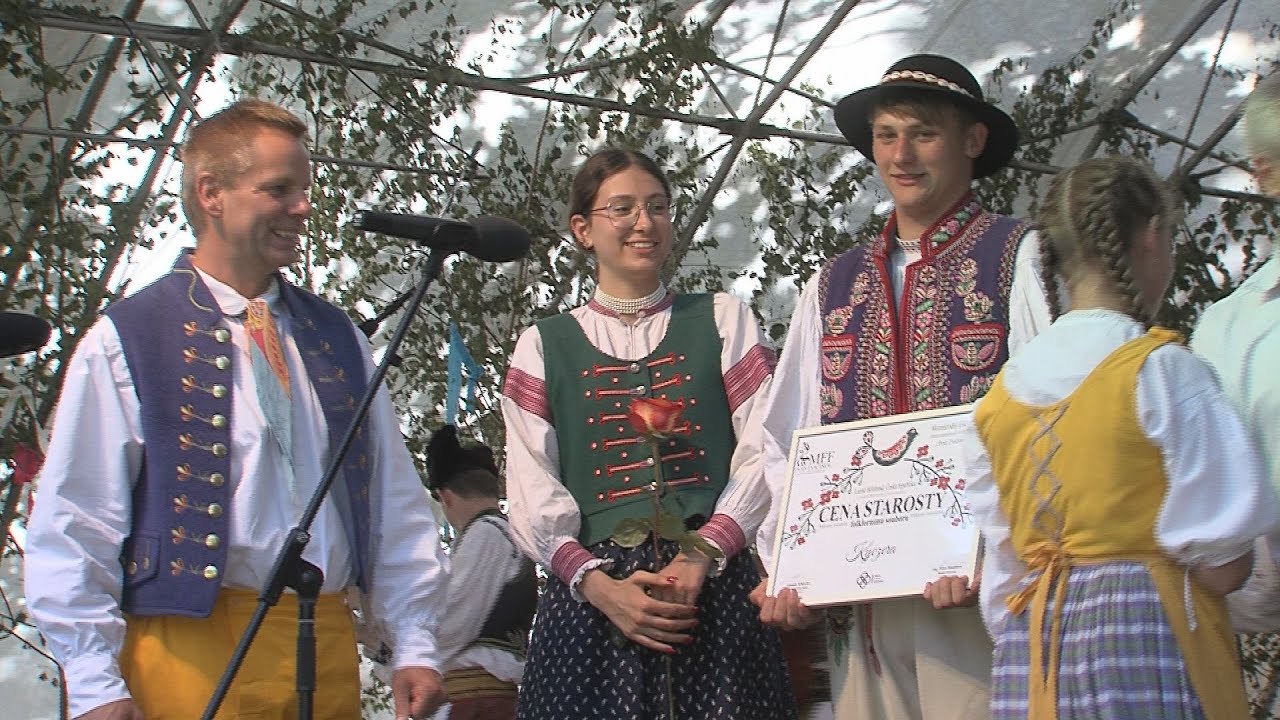 L&Aacute;ZNĚ BĚLOHRAD - Mezin&aacute;rodn&iacute; folklorn&iacute; festival Pod Zvičinou