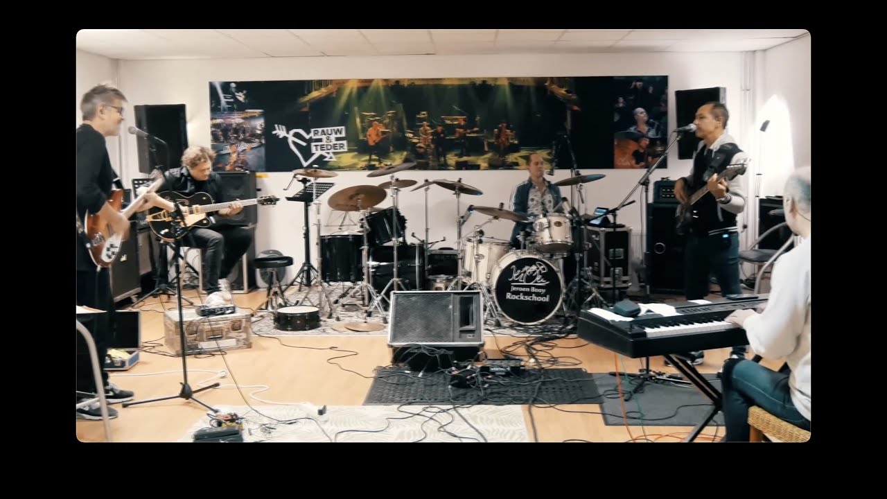 Roberto Jacketti & The Scooters - Hometown Repetitie