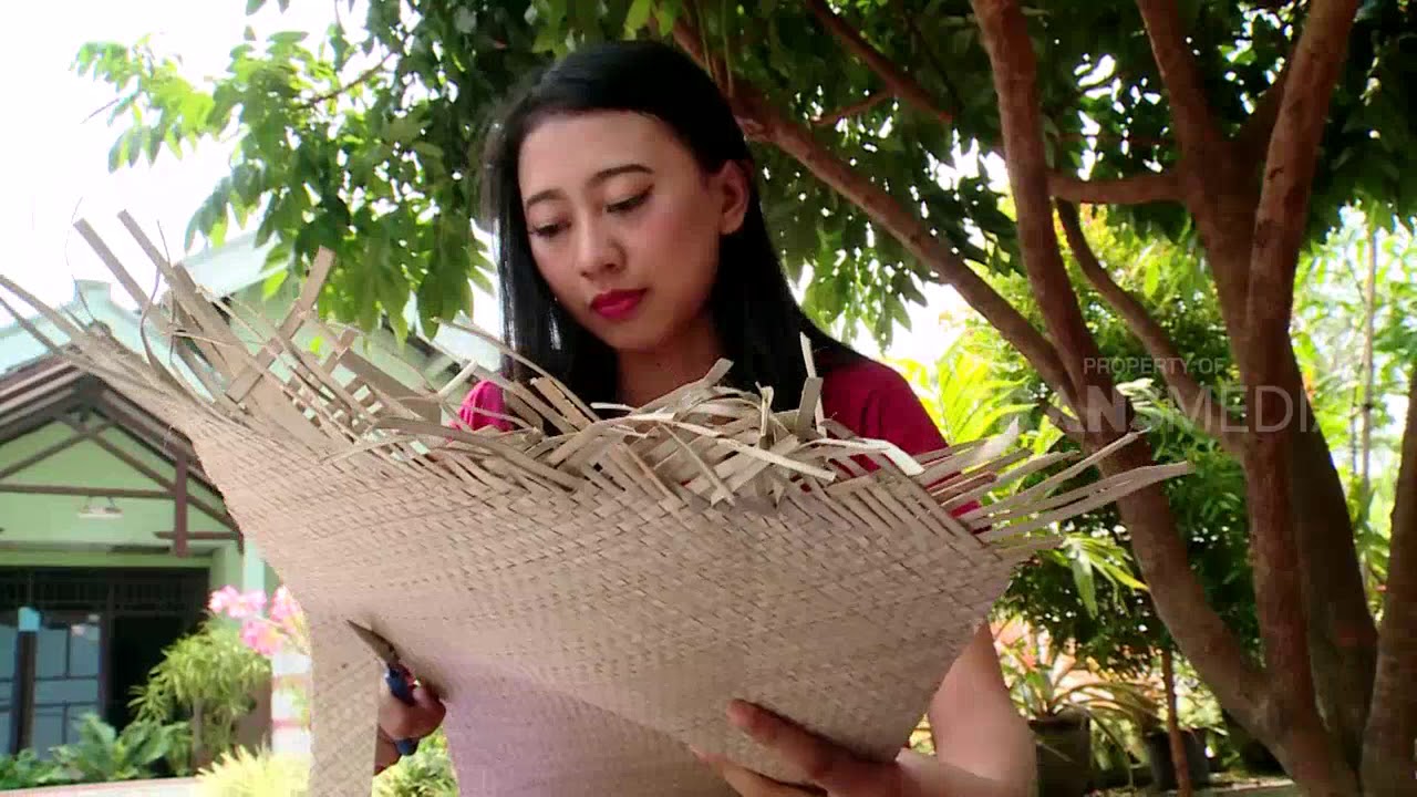 Yuk, Lihat Cara Pembuatan Tas Dari Pandan | RAGAM INDONESIA