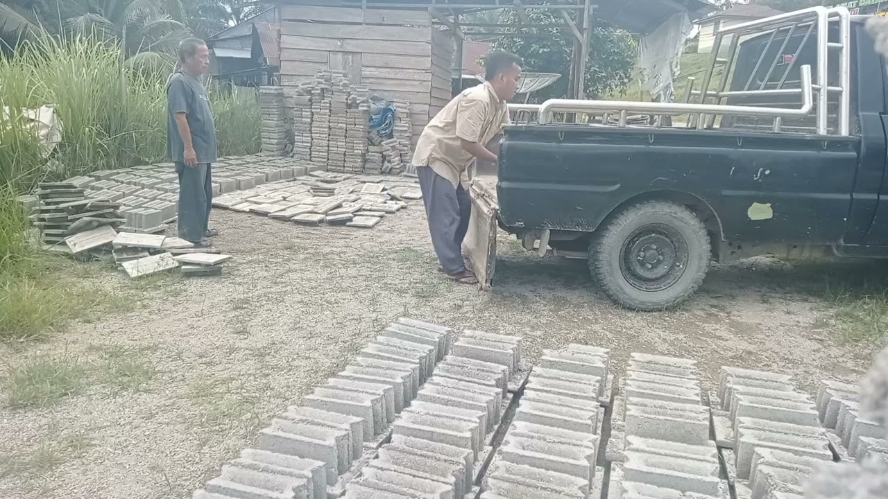 Alhamdulillah muat batako