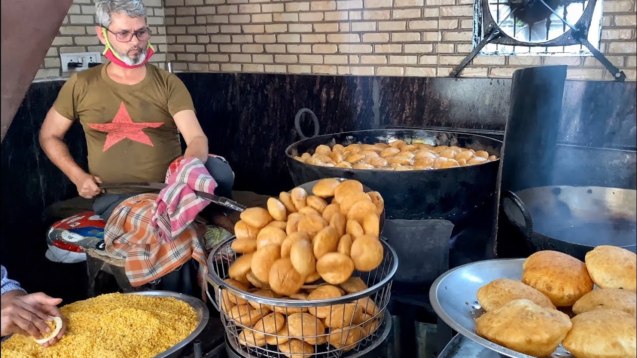 Famous Moth Kachori of Delhi ! Mega making of Multani Kachori | Indian Street Food