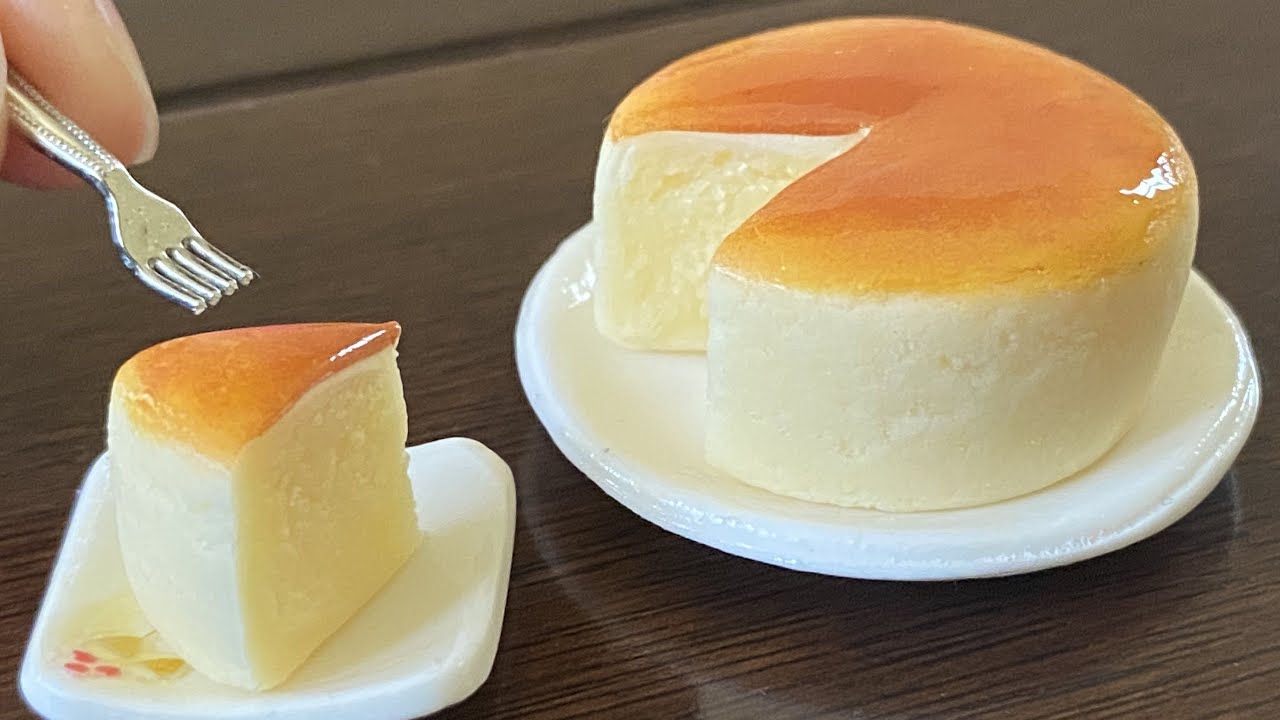 樹脂粘土でミニチュアフード【スフレチーズケーキ】