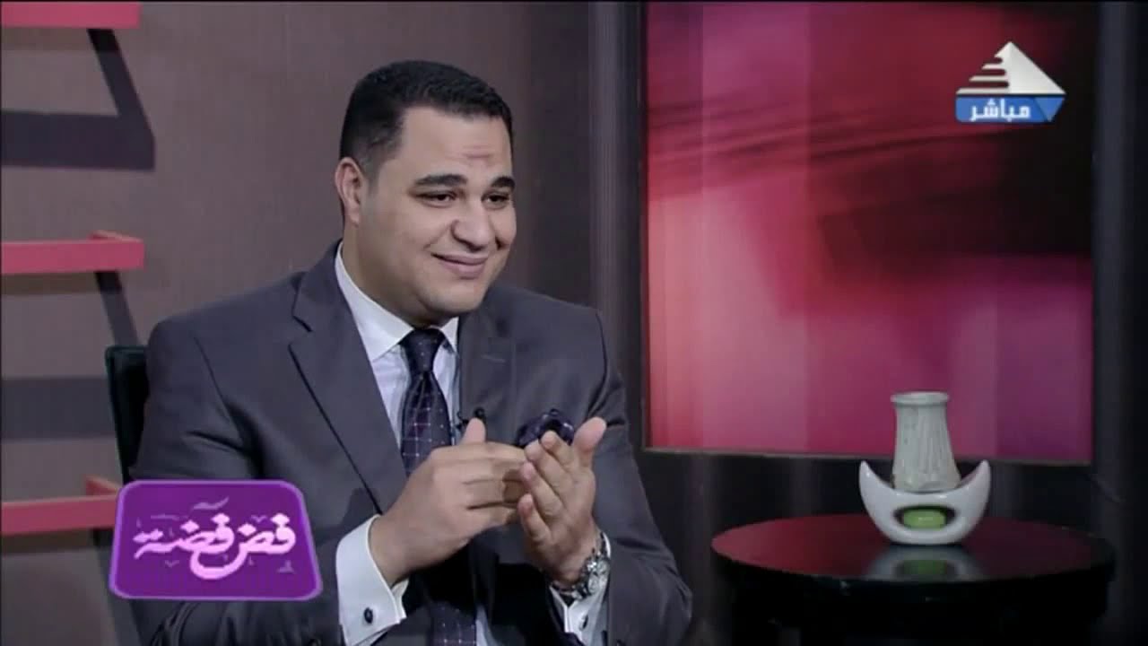 د. أحمد هارون: حقيقة مشاعر الحب بسنوات الجامعة