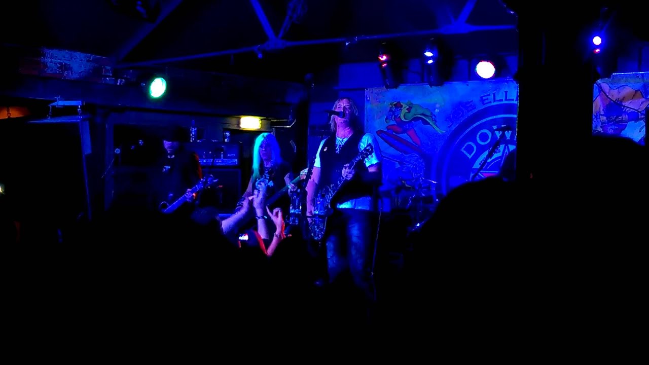Joe Elliott's Down 'n' outz. Who Do You Love. York