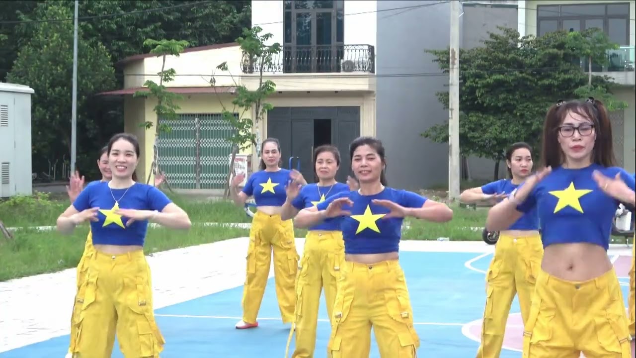 VẠN LÝ SẦU - CLB Aerobic Cộng Đồng Phường Võ cường - Tỉnh Bắc ninh