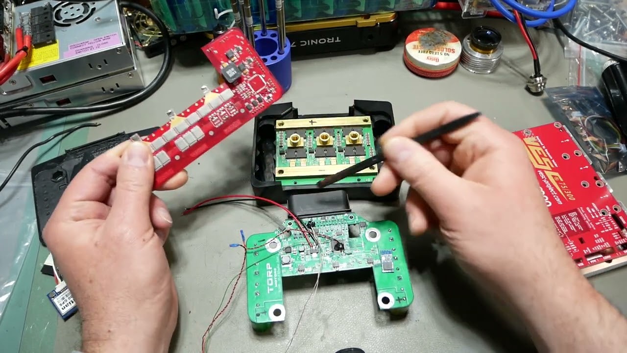 Torp TC500 Teardown 3 — Взлом для доказательства VESC
