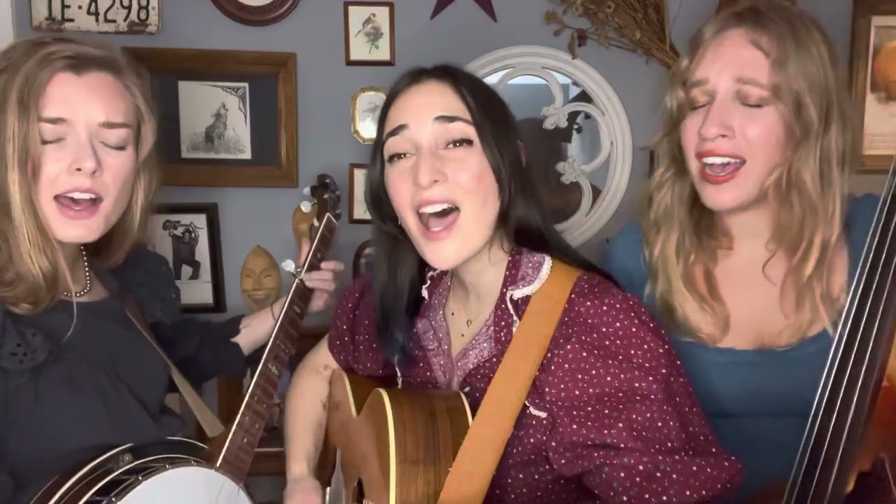 Cristina Vane, Brenna MacMillan, Audrey MacAlpine sing Banks of the Ohio