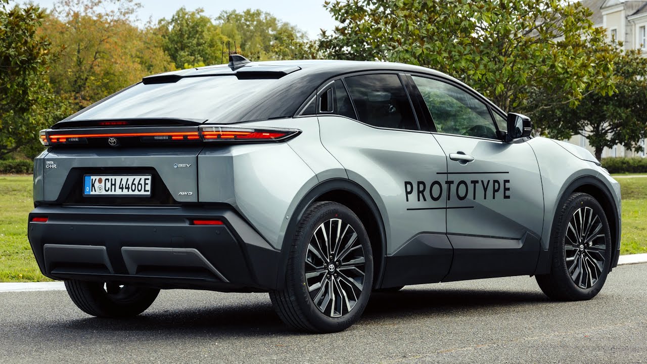 Новый Toyota C-HR+ 2026 года самый красивый японский купе-внедорожник: экстерьер, багажник, интерьер