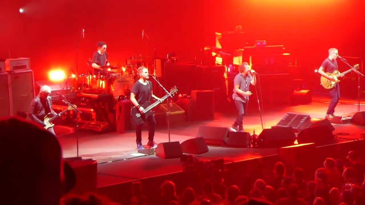 PEARL JAM  :  