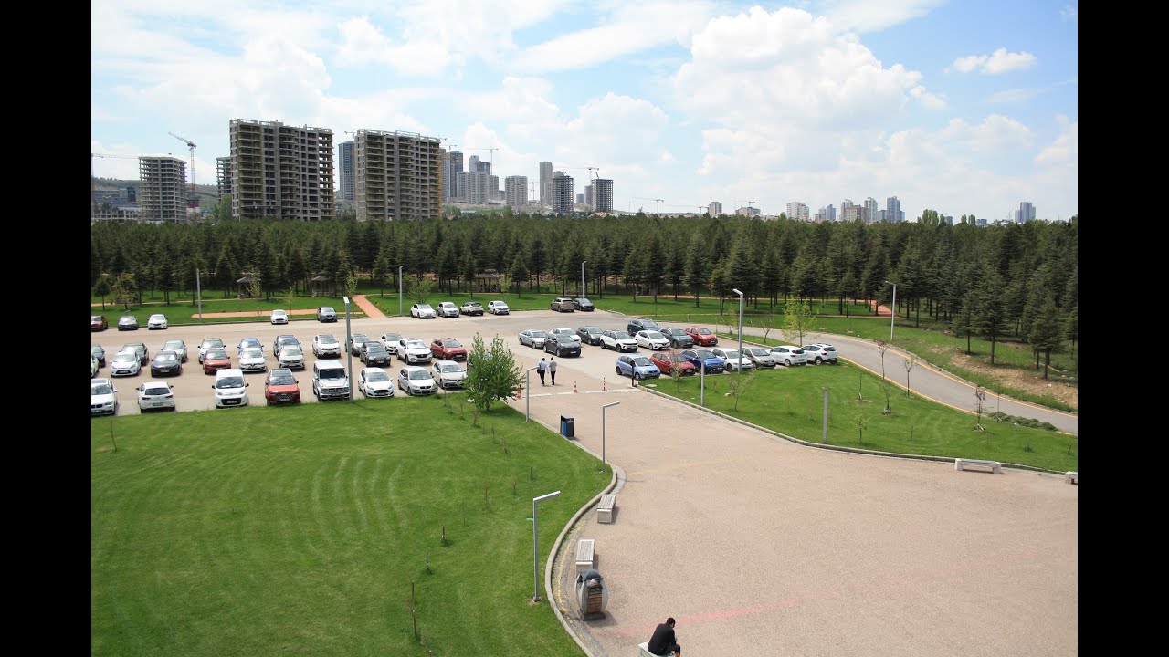 Yeşillik Alan ve Ara&ccedil; Otoparkı (360&deg; VR Video) - Hacettepe Hukuk