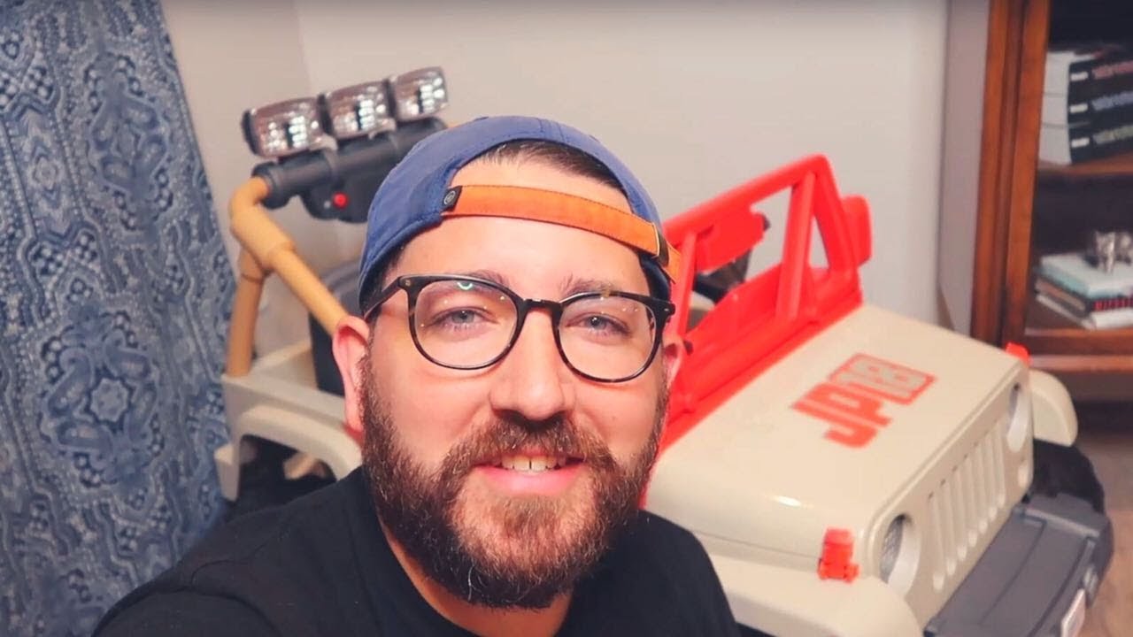 Jurassic Park POWER WHEELS Jeep Wrangler | Unboxing & Assembly!