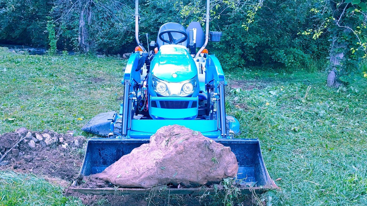 New Holland Workmaster 25s Review In Action!