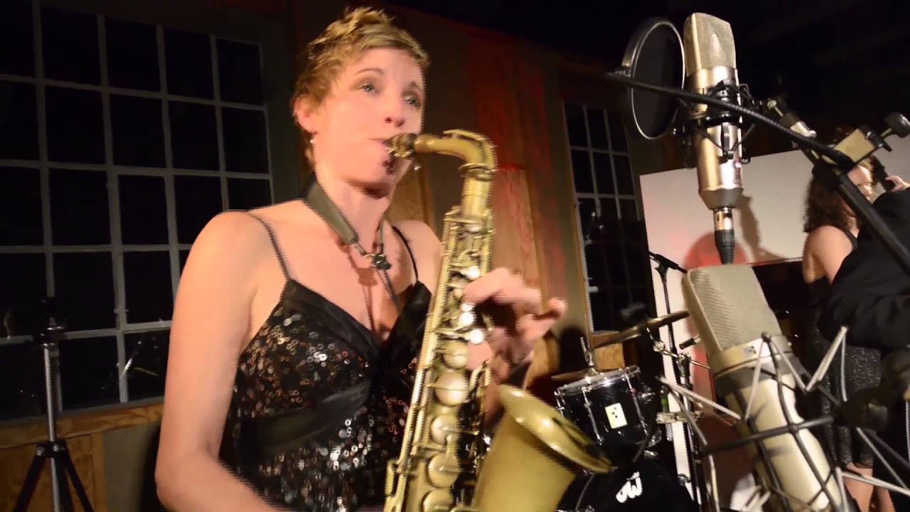 Hello Iso Orchestra &ndash; Is You Is | Musikvideo & Livemitschnitt | Bandvorstellung