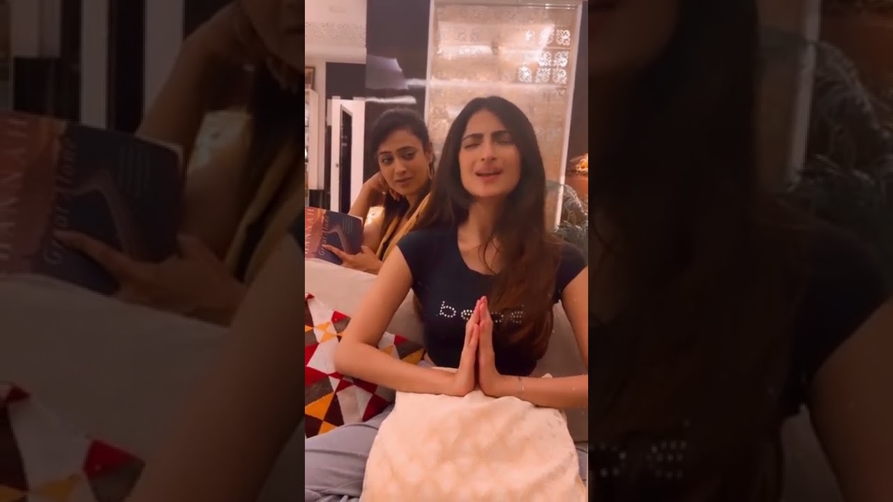 Shweta Tiwari And Palak Tiwari's Funny Video | Every Mom Ever | #shorts #YTshorts #Bollywood