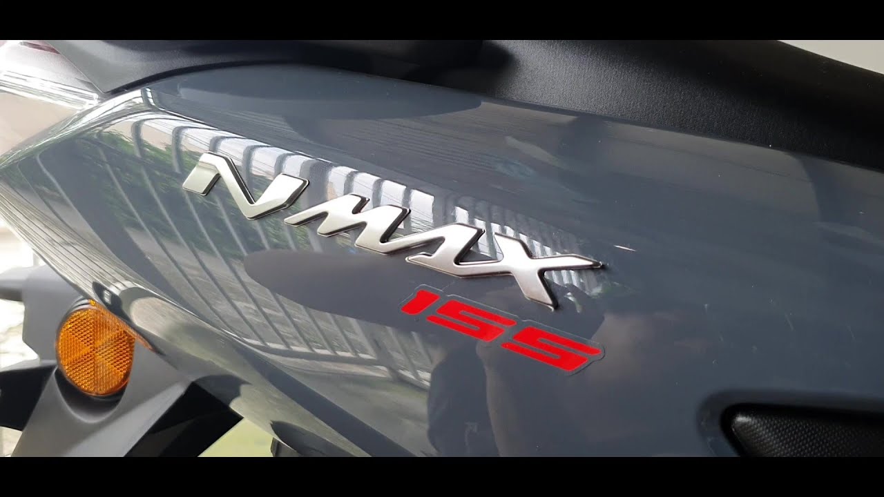 YAMAHA NMAX | REPLACING SILVER EMBLEM TO BLACK EMBLEM