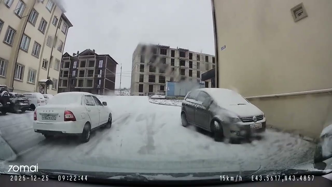 Опять снег! Таксую в Нальчике. 25 декабря.