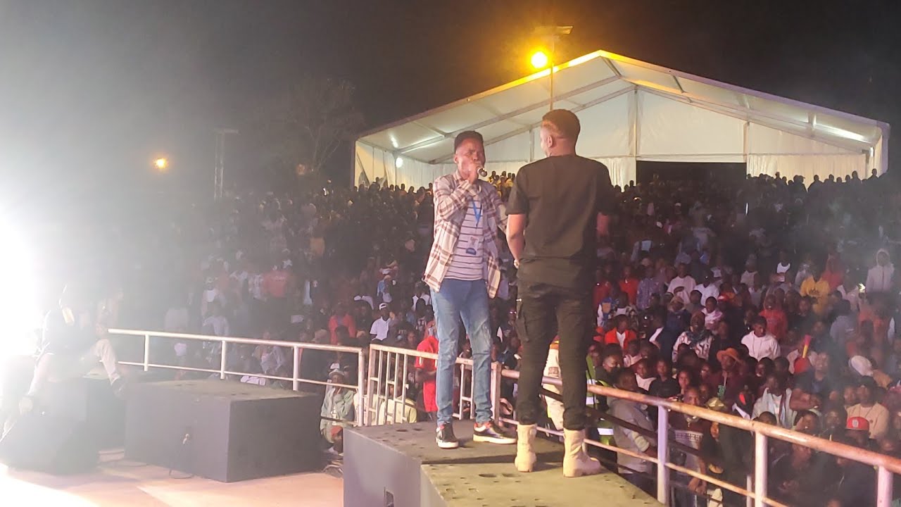 STEPHEN KASOLO SINGS KATIVUI SONG LIVE DURING VUKA FESTIVAL