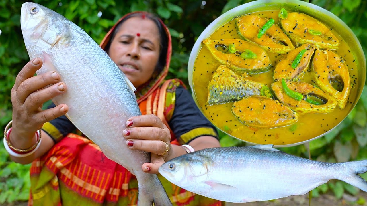 খুব সাধারণ ভাবে দারুন স্বাদে ইলিশ মাছের ঝোল রান্না | Hilsha fish curry recipe | villfood recipes