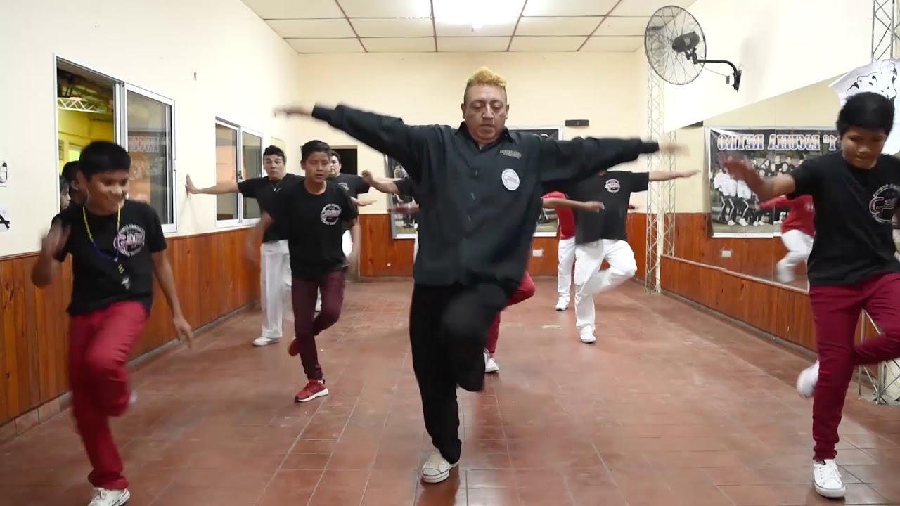 Primera Escuela Retro en Salta