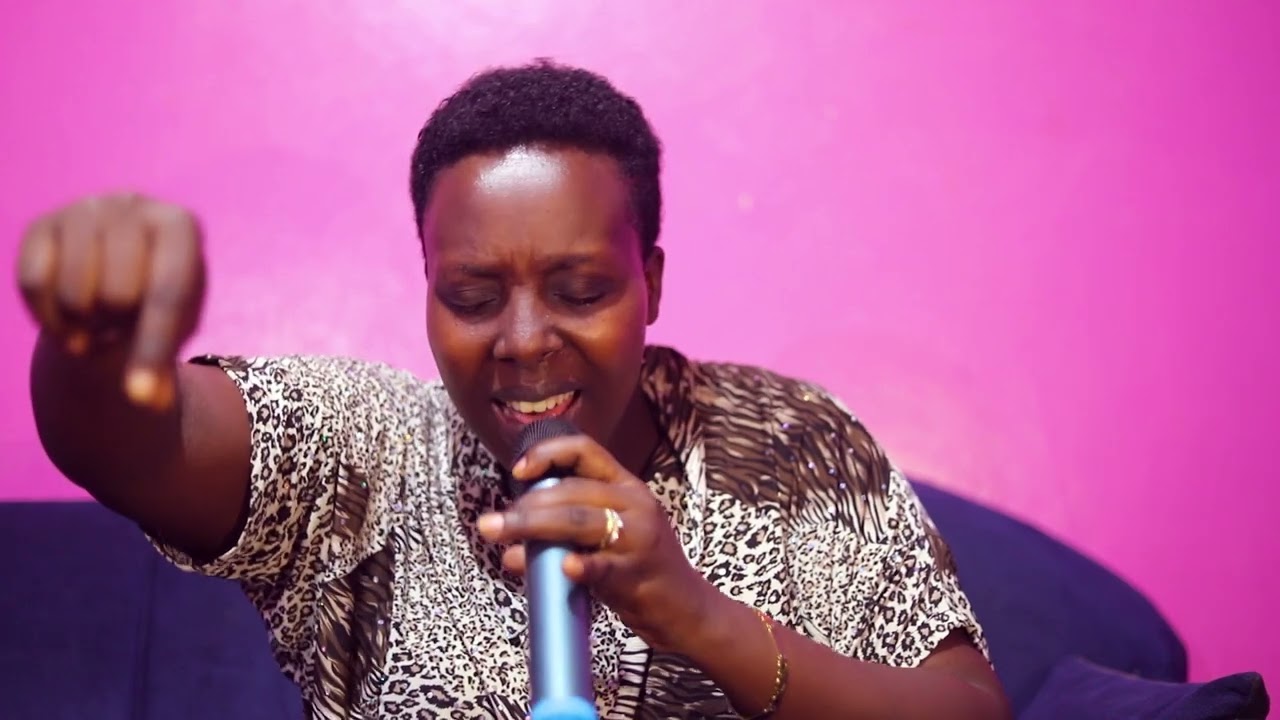 IGITONDO KIRUTA IBINDI  BY YVETTE ( COVER)