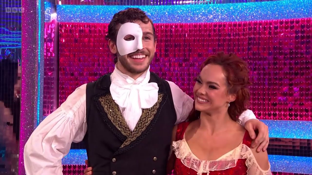 Судейские оценки Джорджа Кларка — Strictly 2025, неделя 11