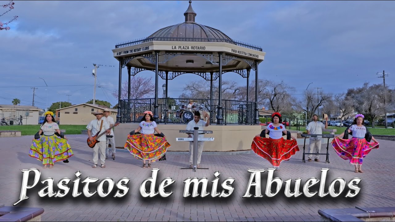 Pasitos de mis Abuelos [ Video oficial ]  poker de Reyes 2024
