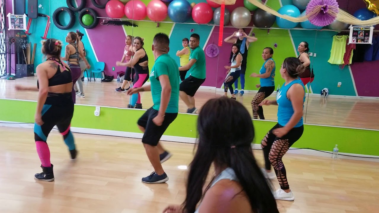 Zumba SENTIMIENTOS coreo de Eddie Garcia