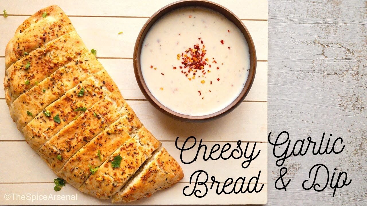Garlic Bread with Cheesy Dip Recipe | Cheesy Garlic Bread Recipe | Dominos Garlic Bread with dip