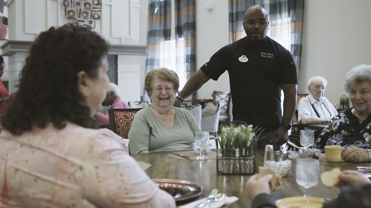 Senior Living Woodbridge, VA - What Is Life Like as an Arbor Terrace Prince William Commons Resident
