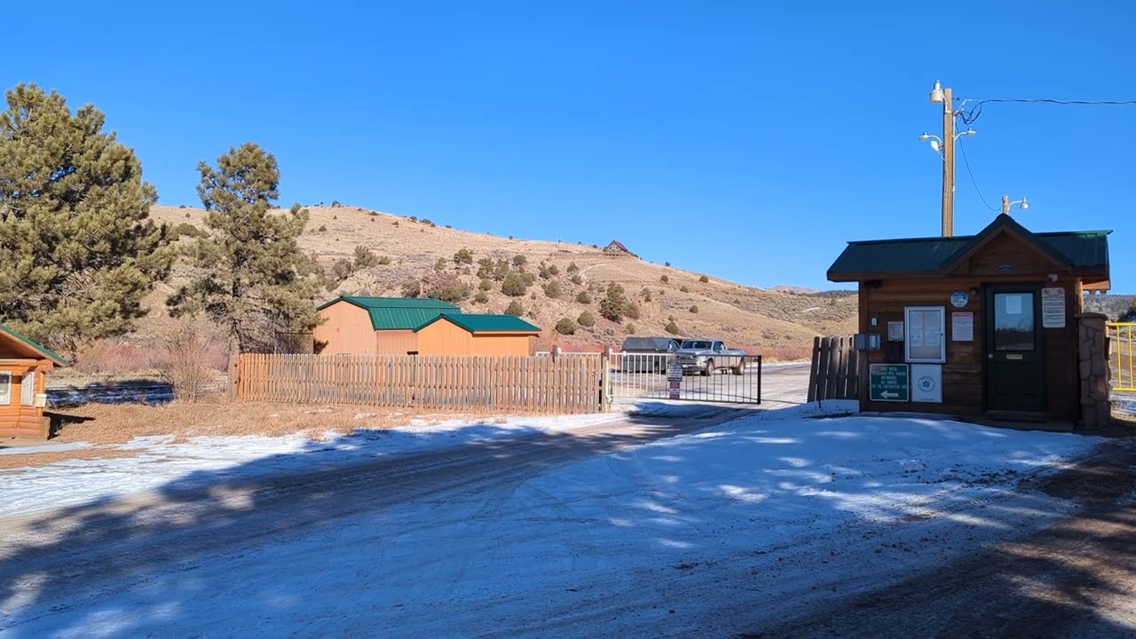 Welcome to Forbes Park Colorado - Entrance