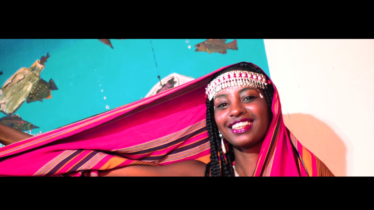 Fresh Lova - Bebew (clip officiel)