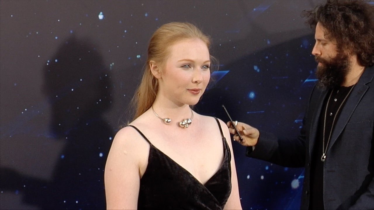 Molly C. Quinn 