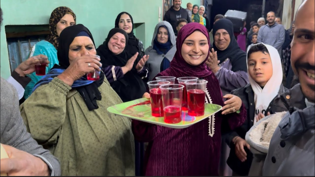استقبال أهل بلدي لجوزي من العمره🕋بالطبل والمزمار 🎉شوفوا فرحة وحب الناس لجوزي برجوعه من العمره🕋🎉