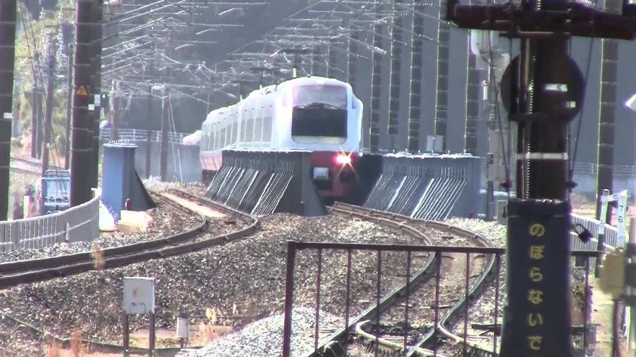 常磐線E653系　高浜駅通過シーン(警笛+空笛あり)
