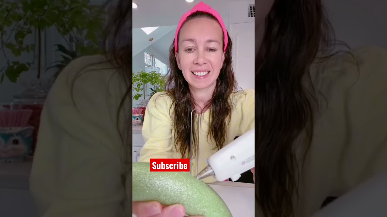 DIY RING LIGHT! *Dollar Tree Hack* #shorts #hacks #trending #viral #tiktok #lifehacks #diy #easydiy