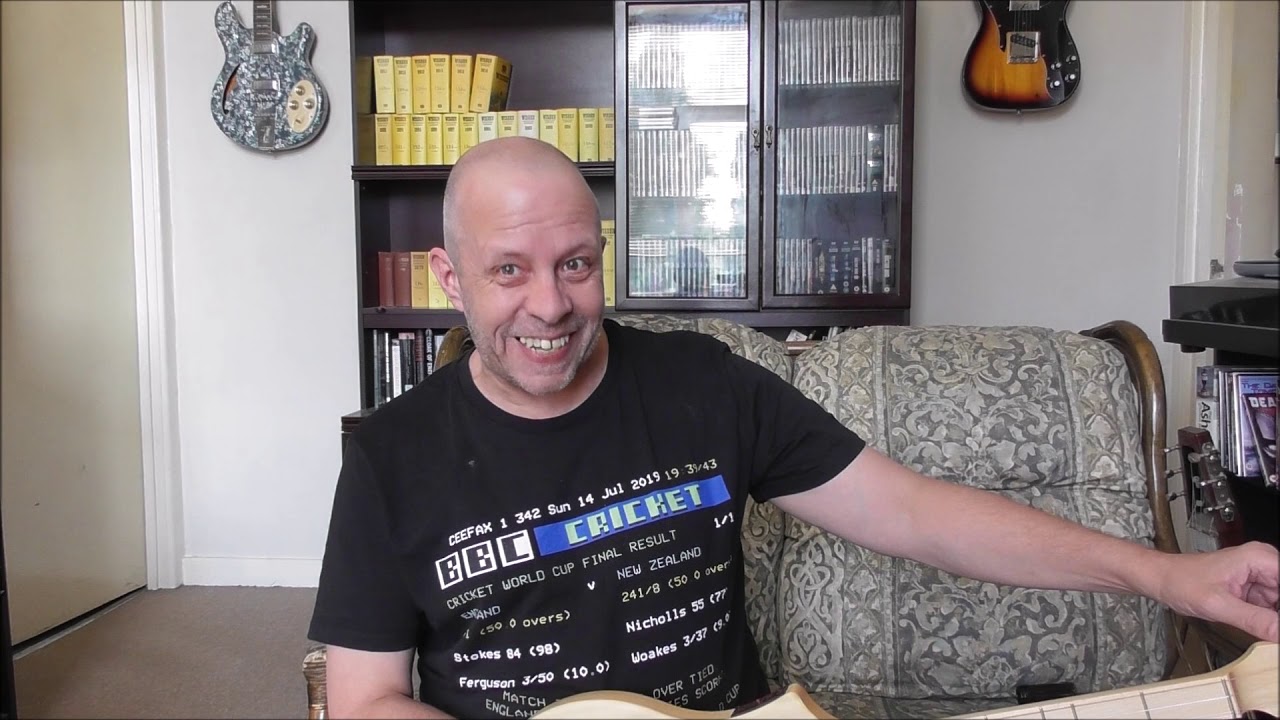 Seagull Merlin M4 Unboxing. A Dulcimer Guitar
