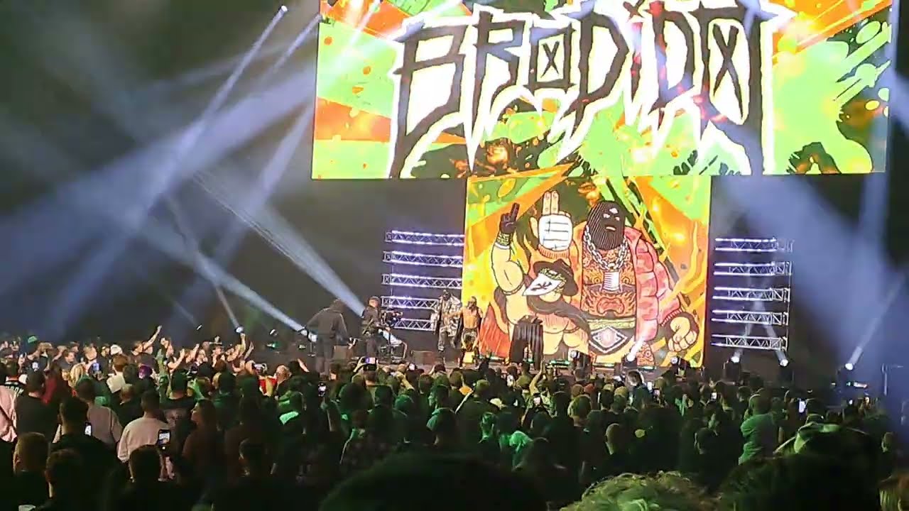 Dynamite Dimond Ring BR Entrances AEW Dynamite Manchester 2025