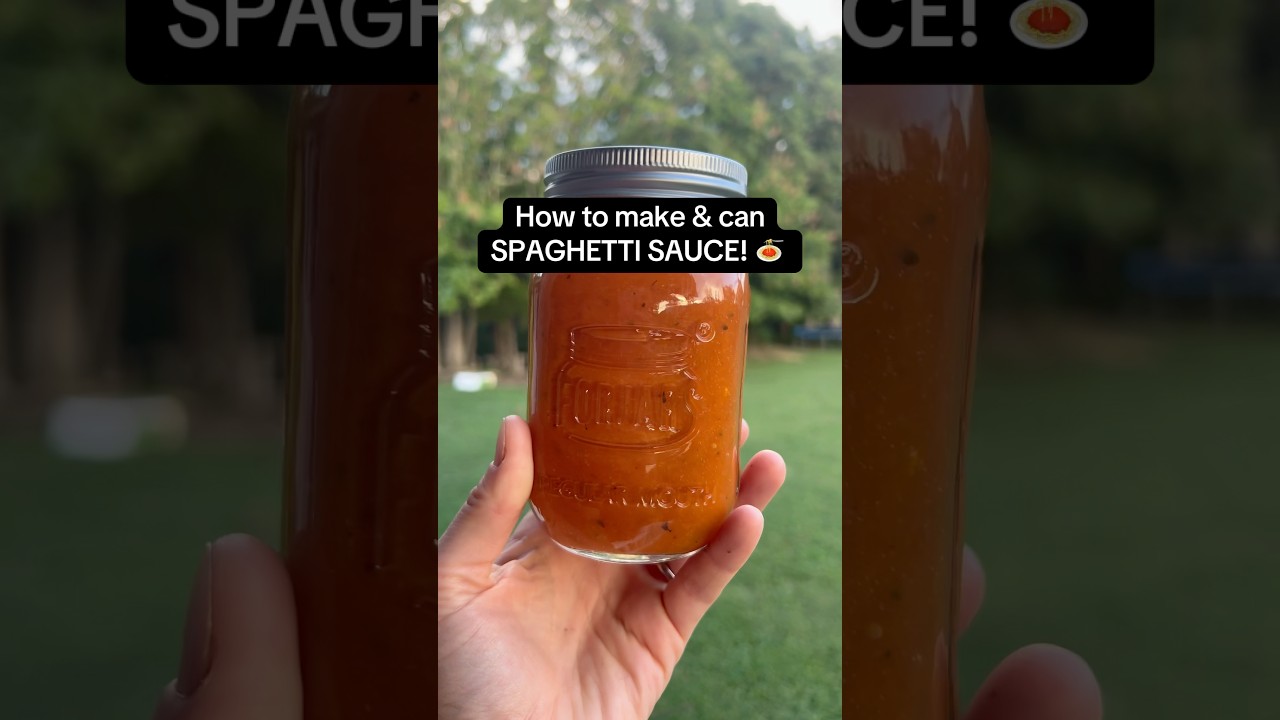 How to make & can the BEST roasted pasta sauce!🍝   #canning #pasta #homestead #easyrecipe