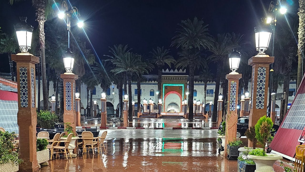 جولة في احضان ساحة التحرير و الشرفة الأطلسية هل من جديد؟ place libération larache